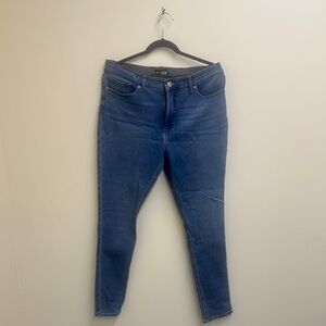 Lee Blue Skinny Jeans with Stretch and Tapered Fit